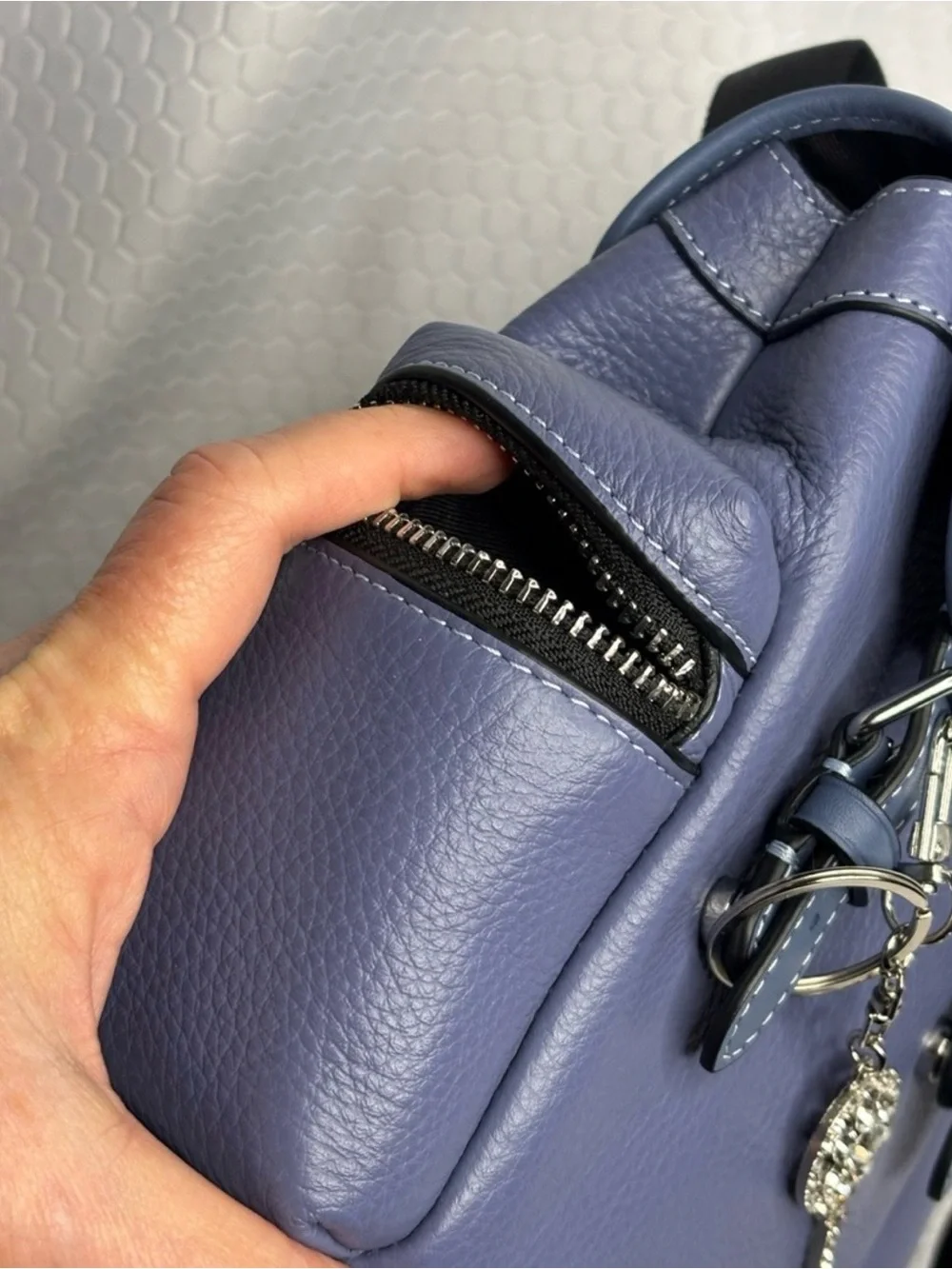 COACH NWT Sprint Sling Pack - All leather